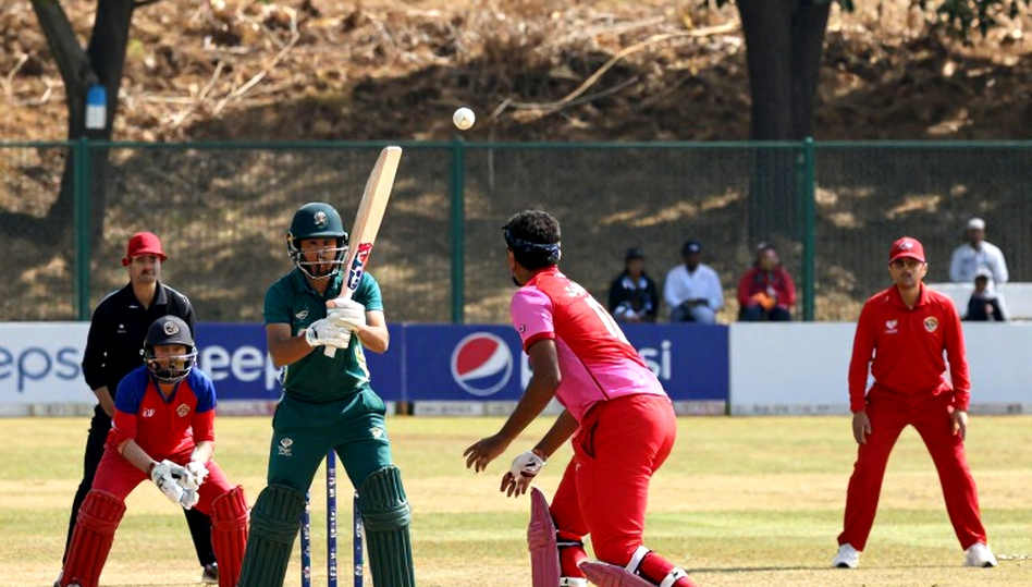 বিপিএল ট্রান্সফার উইন্ডো: দাম ঠিক হয় মাঠে, সিদ্ধান্ত হয় ফাইলে